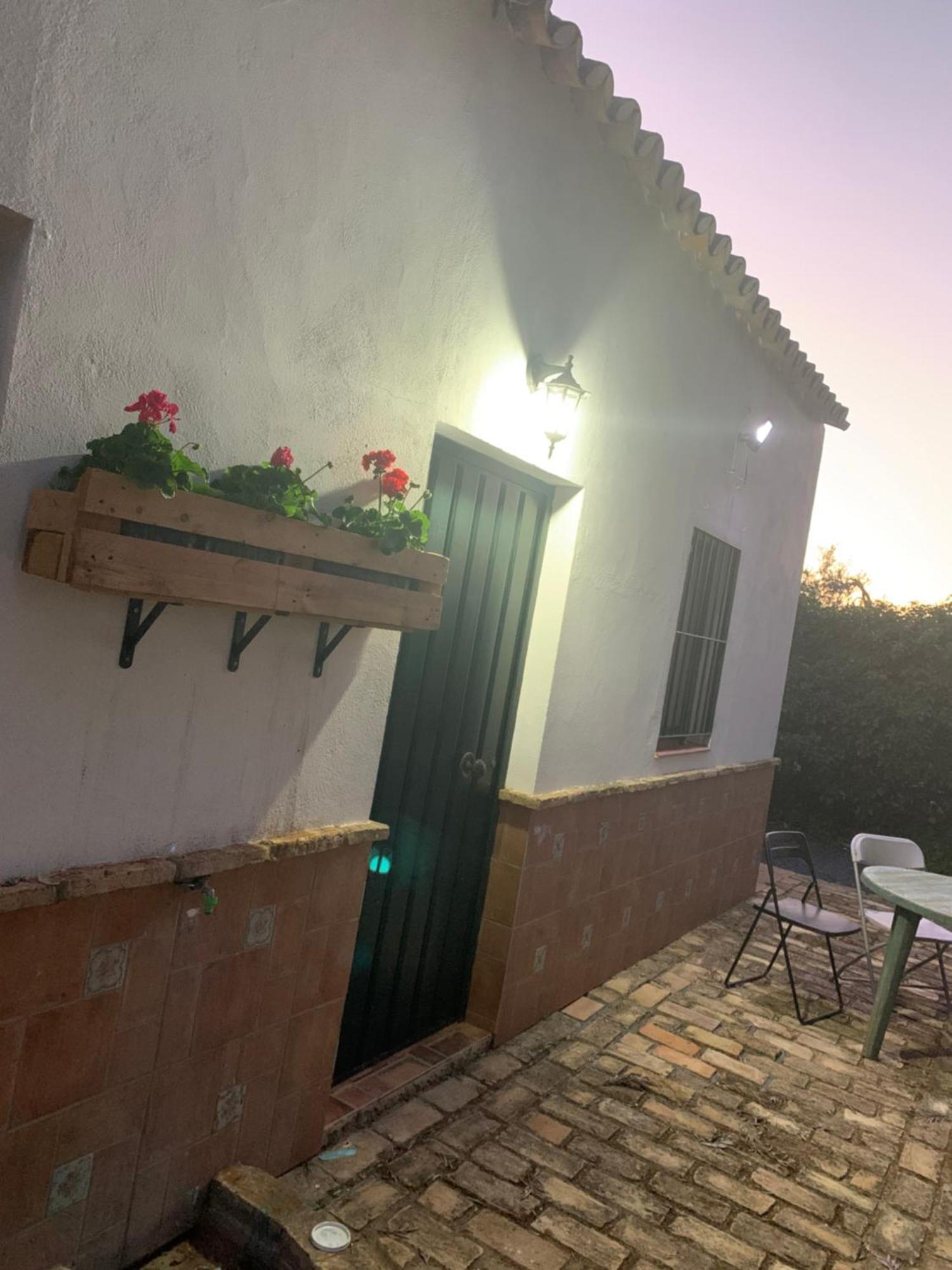 Casa Los Laureles Pilas Eksteriør bilde