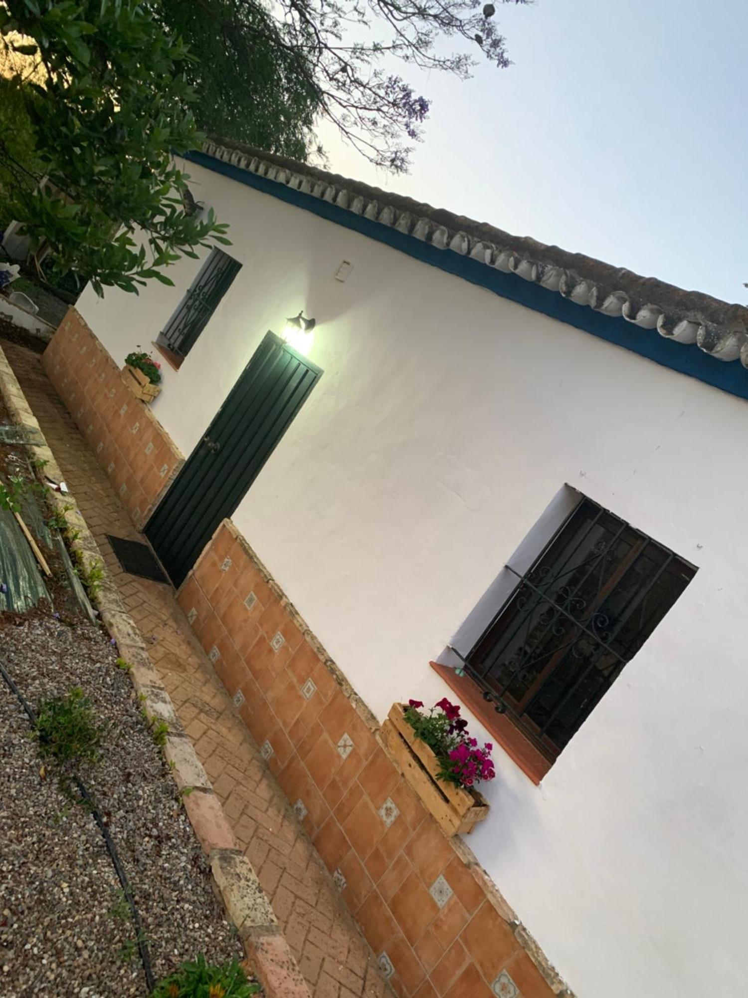 Casa Los Laureles Pilas Eksteriør bilde